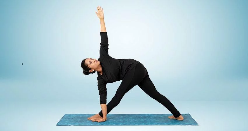 Parivrtta Anjaneyasana: Revolved Lunge Pose | Yoga | Gaia
